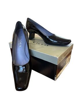 80s GAMA MADE IN ITALY BLACK PATENT LEATHER FLARED BLOCK HEEL COURT SHOE SZ 9.5